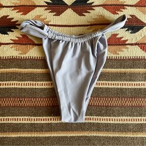 Belle The Label Bare Bottom Periwinkle